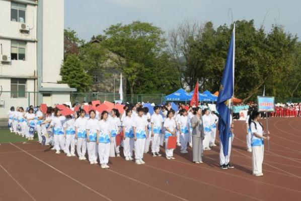 逐梦赛场展风采，凝心聚力向未来 —学院在第二十届春季运动会暨“全民健身”体育文化节 勇创佳绩